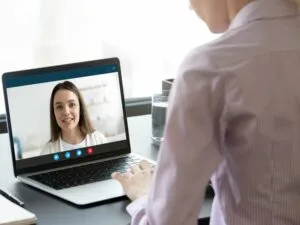 Beneficios de consulta de psicología online - Be Upmind
